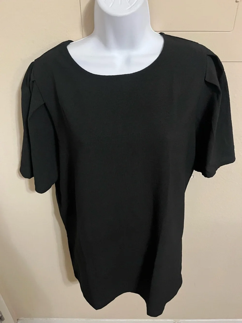 Black Puff Sleeve Women’s Top - Elegant Everyday Tee - Picture 4 of 6